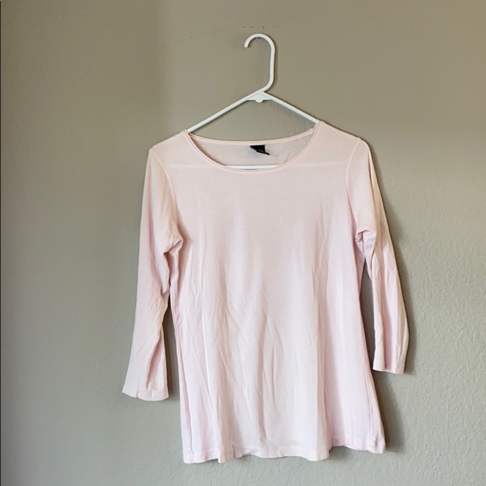 pink sweater